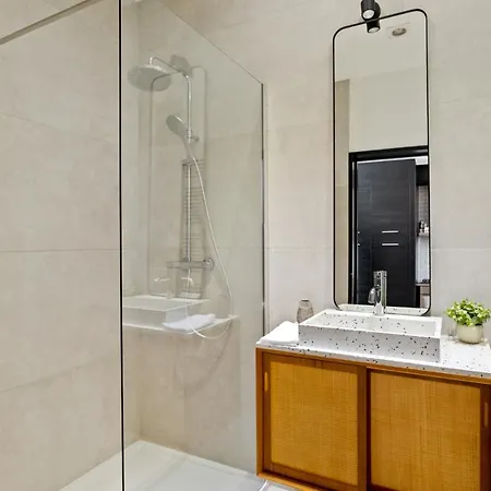 Apartment Zuid's Charming Gem Apt