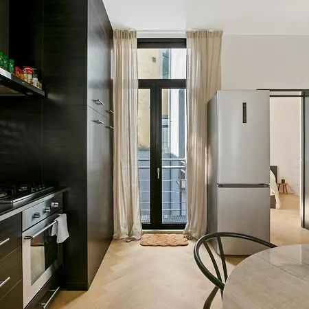 Zuid's Charming Gem Apt