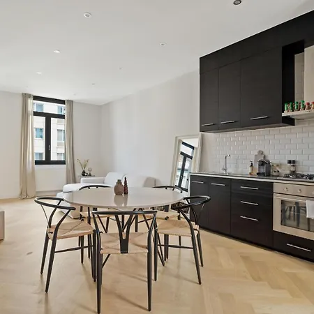 Zuid's Charming Gem Apt
